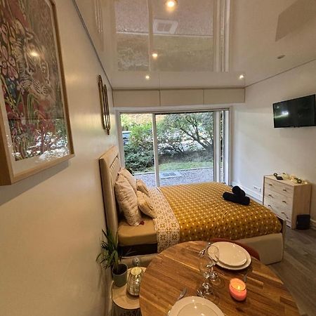 Apartmán Ecrin De Verdure Au Chesnay Et Parking Gratuit Le Chesnay  Exteriér fotografie