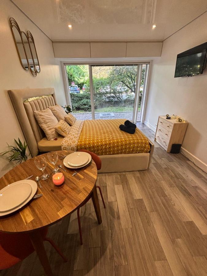 Apartmán Ecrin De Verdure Au Chesnay Et Parking Gratuit Le Chesnay  Exteriér fotografie